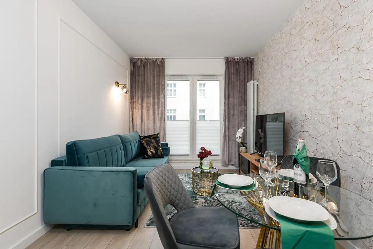 Luxurious Apartment Sikorskiego Poznan By Renters Prestige