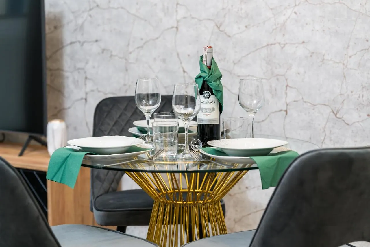 Luxurious Apartment Sikorskiego Poznan By Renters Prestige