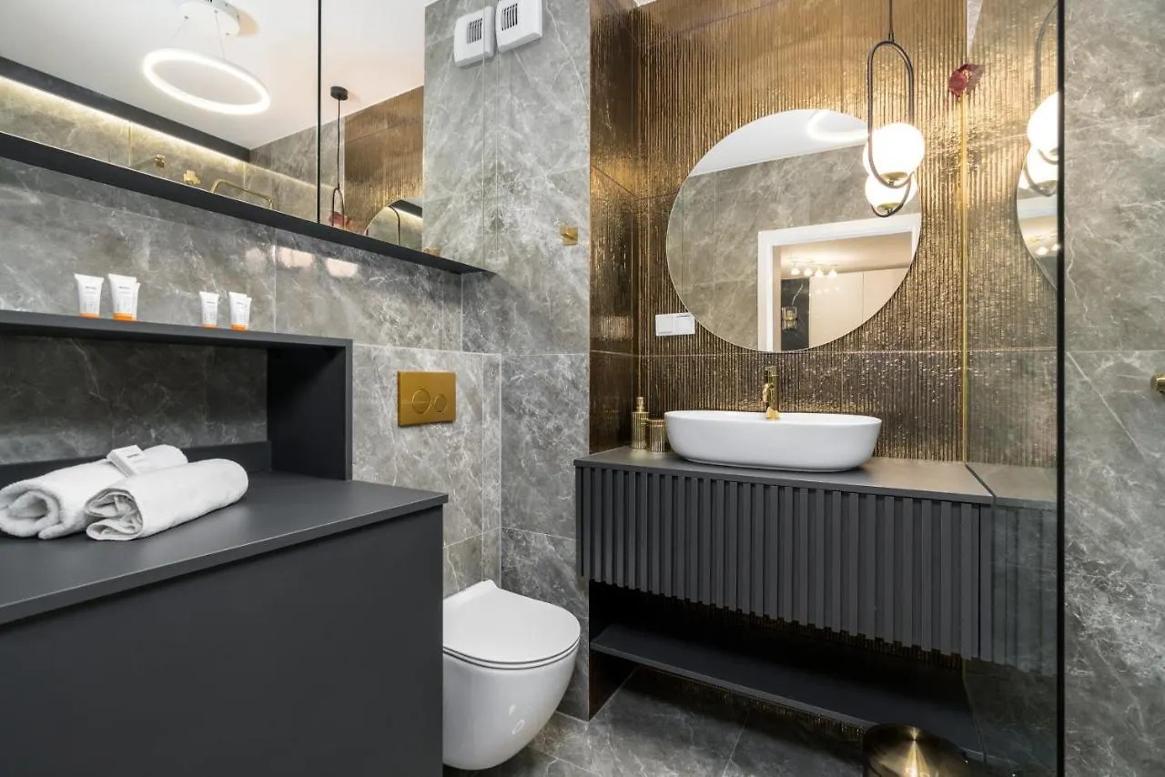 Luxurious Apartment Sikorskiego Poznan By Renters Prestige